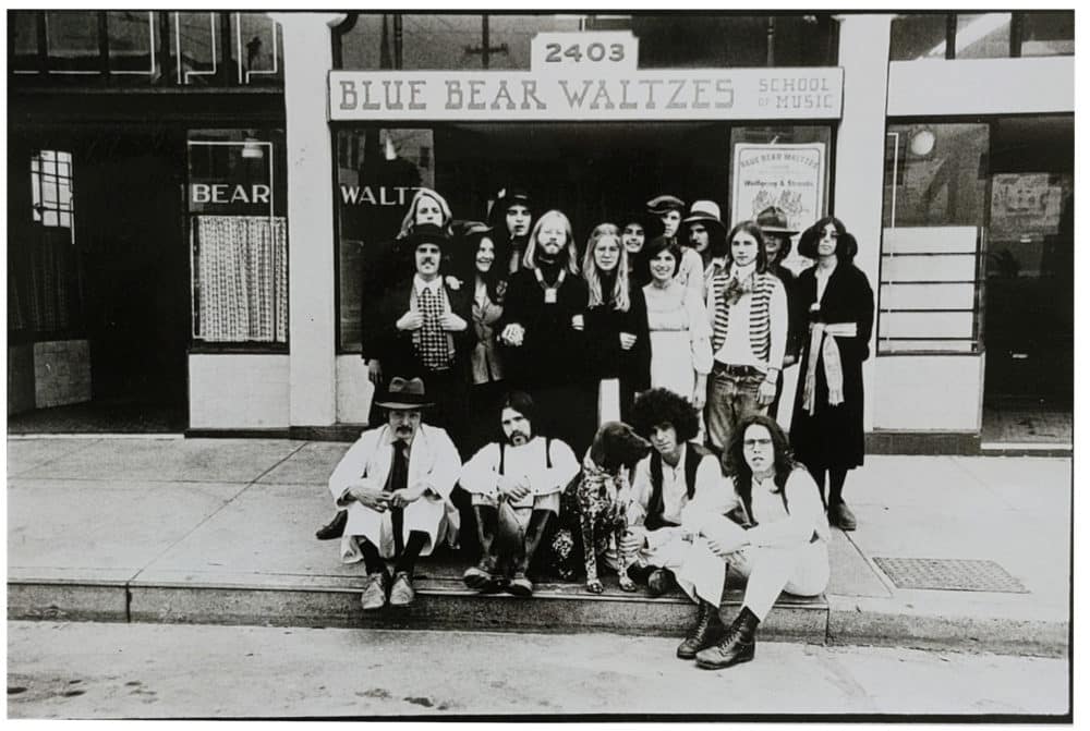 Blue Bear students, teachers, and staff outside the first Blue Bear storefront in 1971