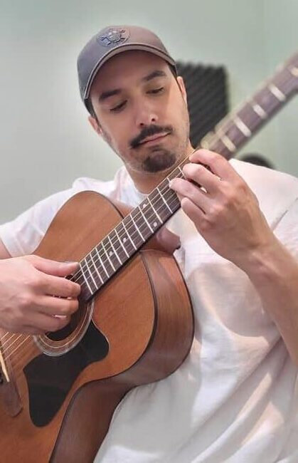 New York City Guitar School Applying Your Guitar Knowledge To Ukulele - New  York City Guitar School